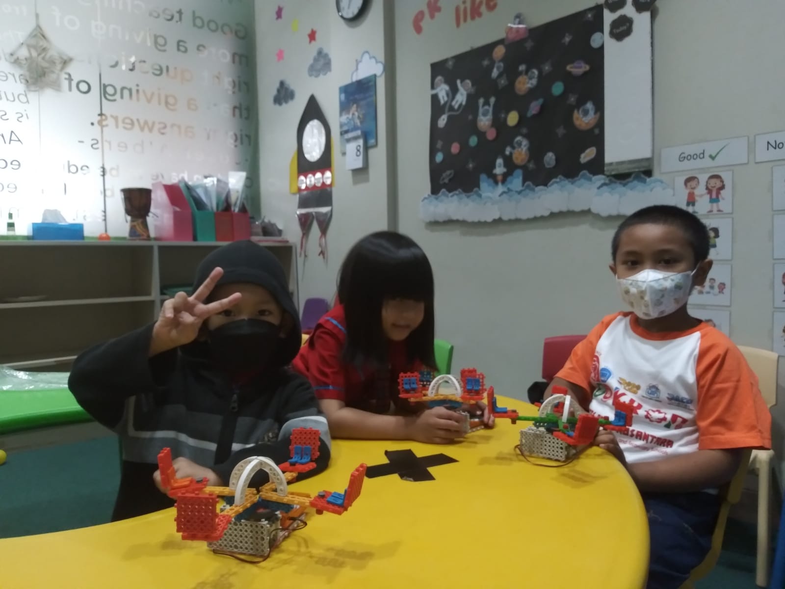 Impressive Ekskul Robotic, Inilah 5  Manfaat Yang Anda Perlu Ketahui!